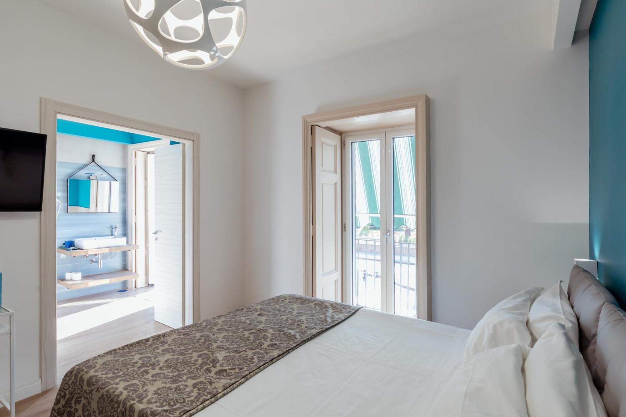 Suite Riviera 84 Napoli Bagian luar foto
